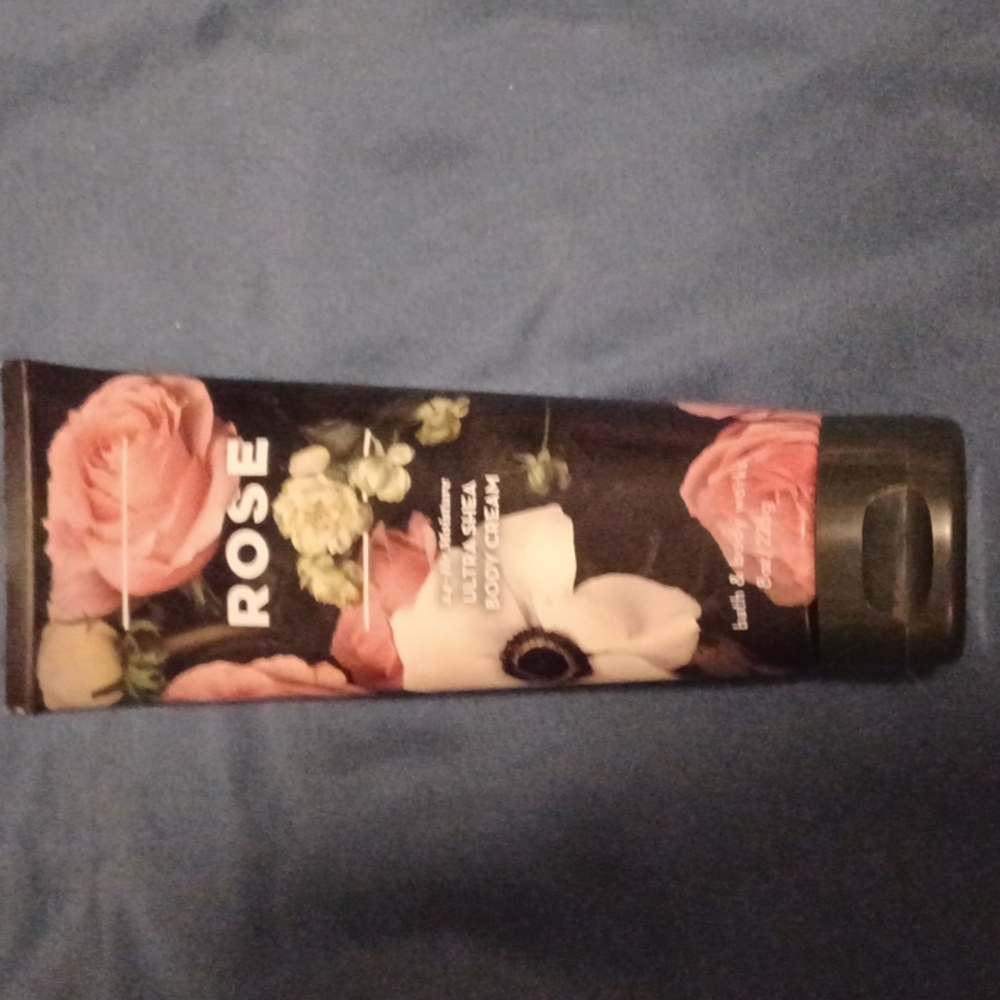 Bath & Body Works Rose Ultra Shea body cream
